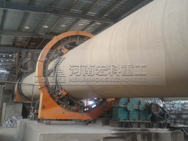 關于回轉窯設備的高效生產，操作工被賦予了什么職責